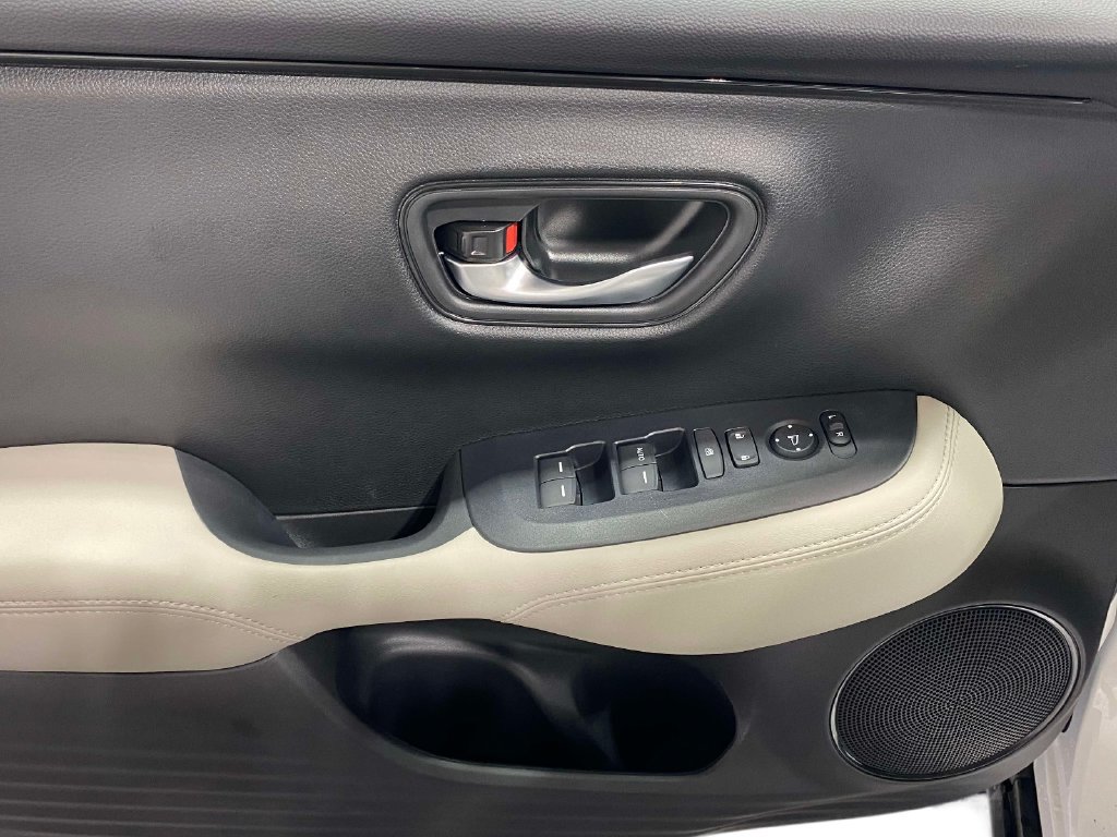 New 2027 Honda HR-V LX image 17
