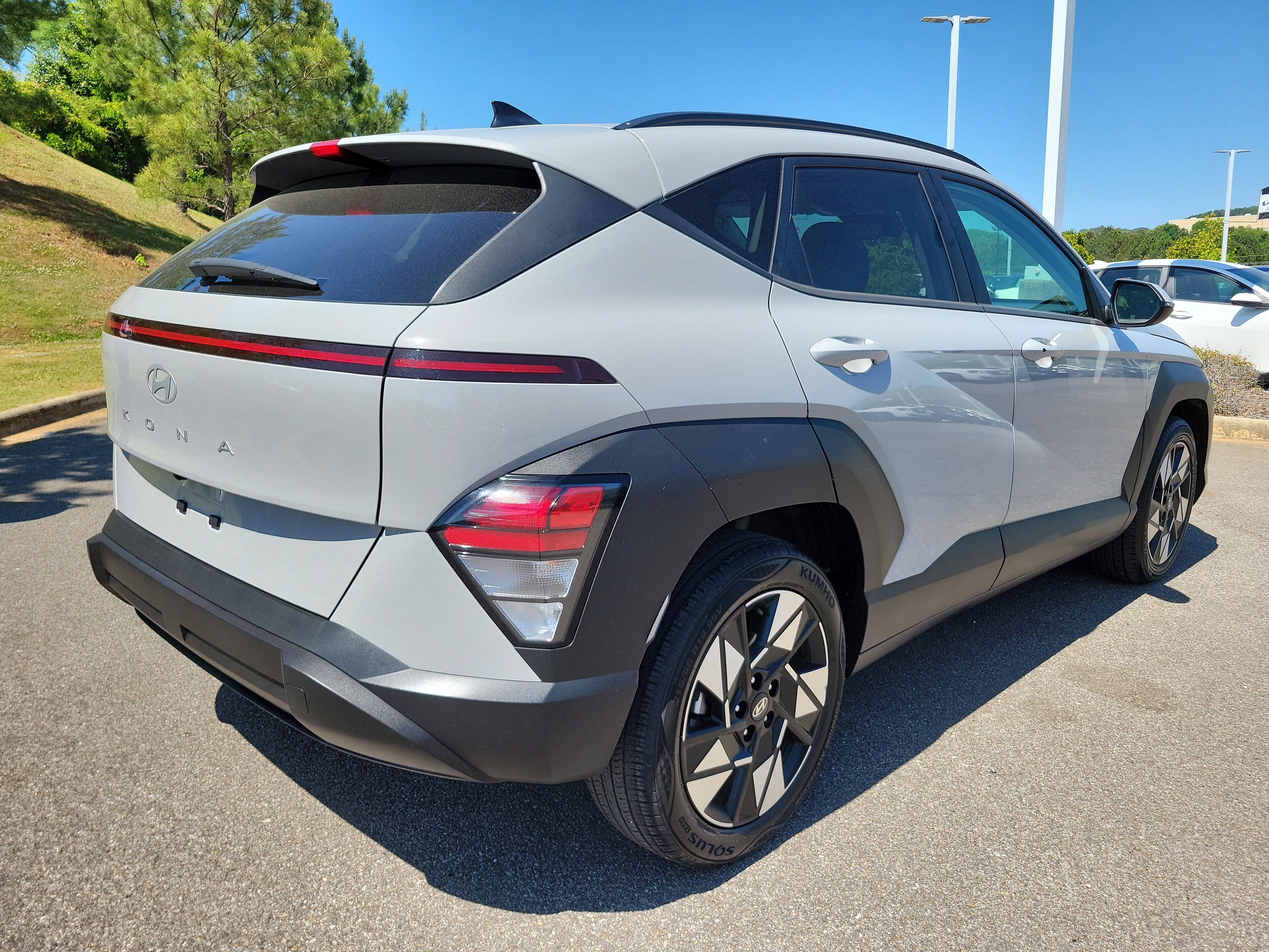 Used 2024 Hyundai Kona SEL FWD image 23