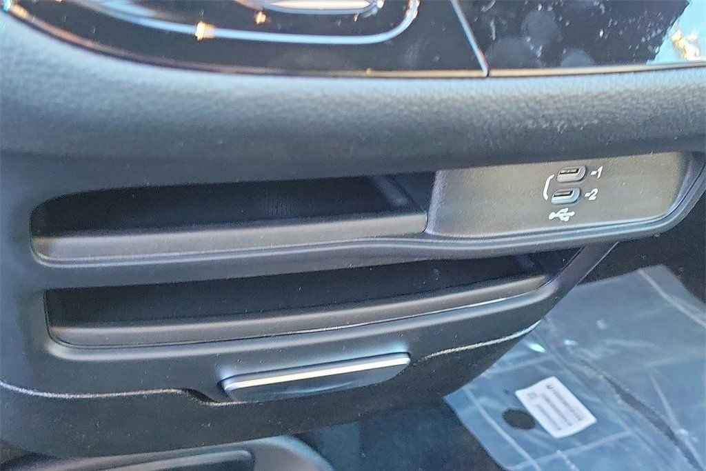 New 2026 Chrysler Pacifica Select w/ S Appearance Package AWD/4WD image 30