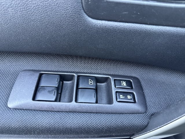 Used 2015 Nissan Rogue S w/ Convenience Package FWD image 27