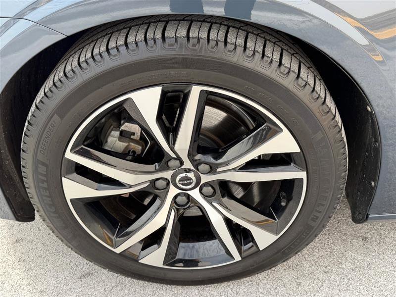 Used 2023 Volvo S60 B5 Core image 25