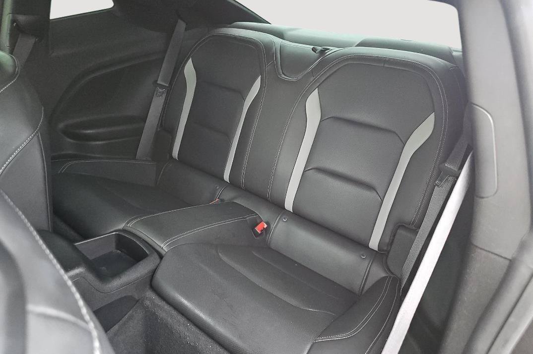 Used 2020 Chevrolet Camaro LT w/ 1LE Track Performance Package RWD image 5