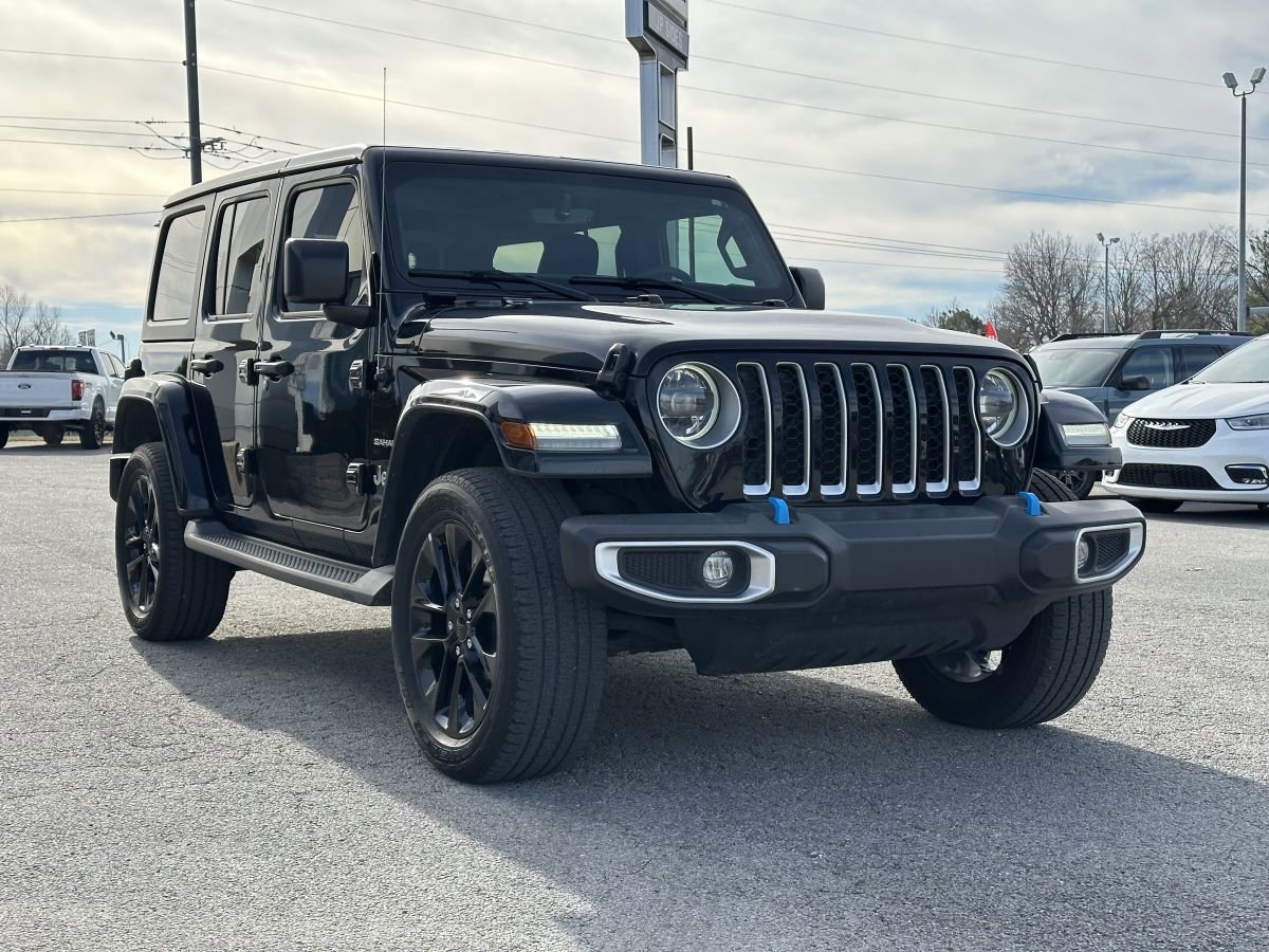 Used 2023 Jeep Wrangler Unlimited Sahara image 6