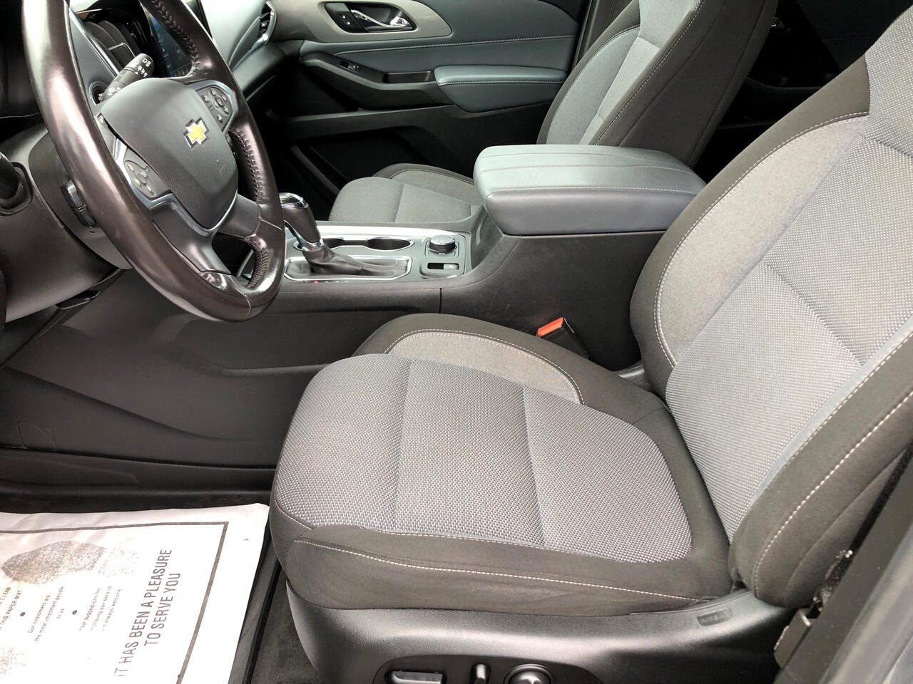 Used 2020 Chevrolet Traverse LT image 18