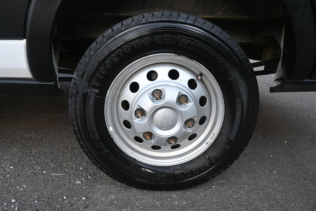 Used 2023 Ford Transit 250 Medium Roof AWD w/ Load Area Protection Package image 29