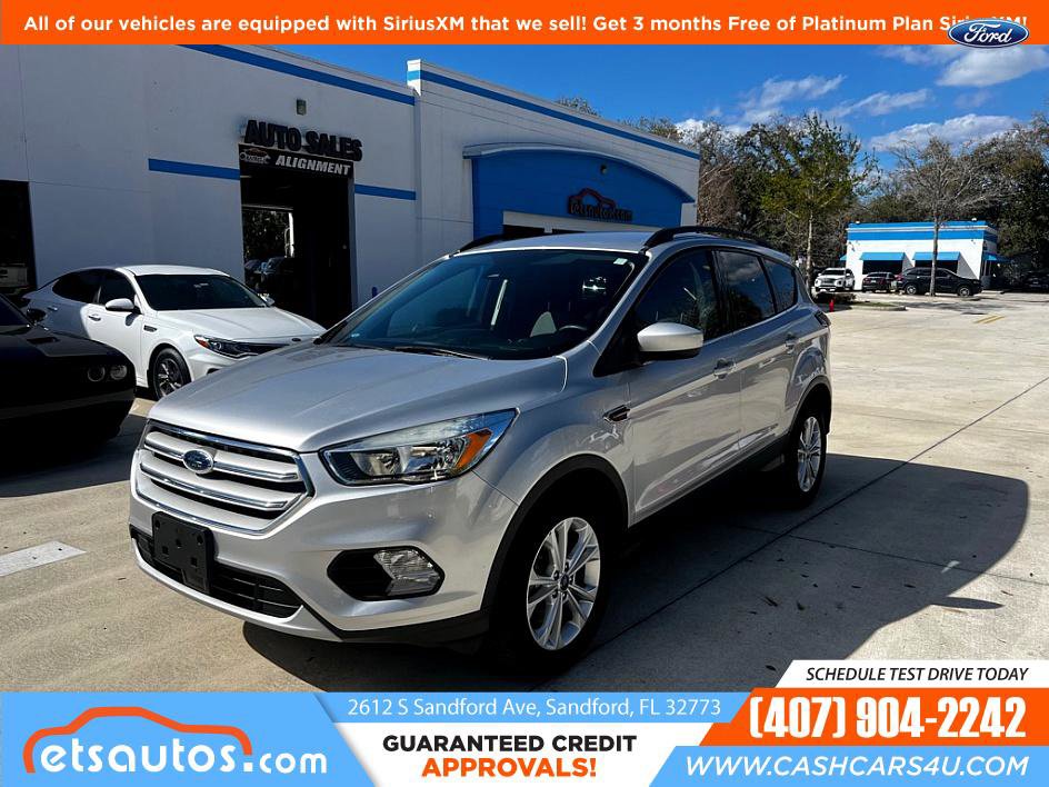 Used 2018 Ford Escape SE w/ Ford Safe & Smart Package image 1