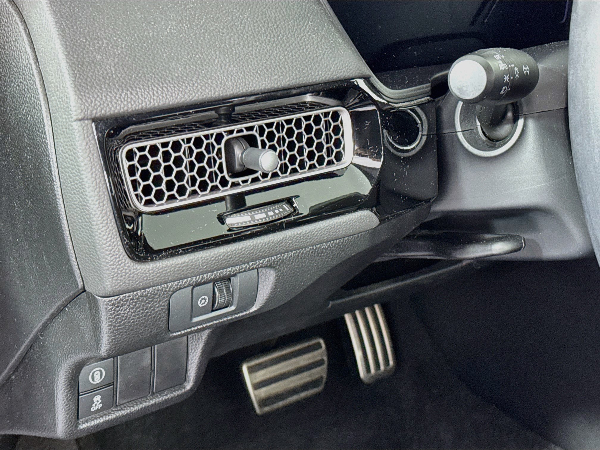 Certified 2024 Honda Civic Sport image 10