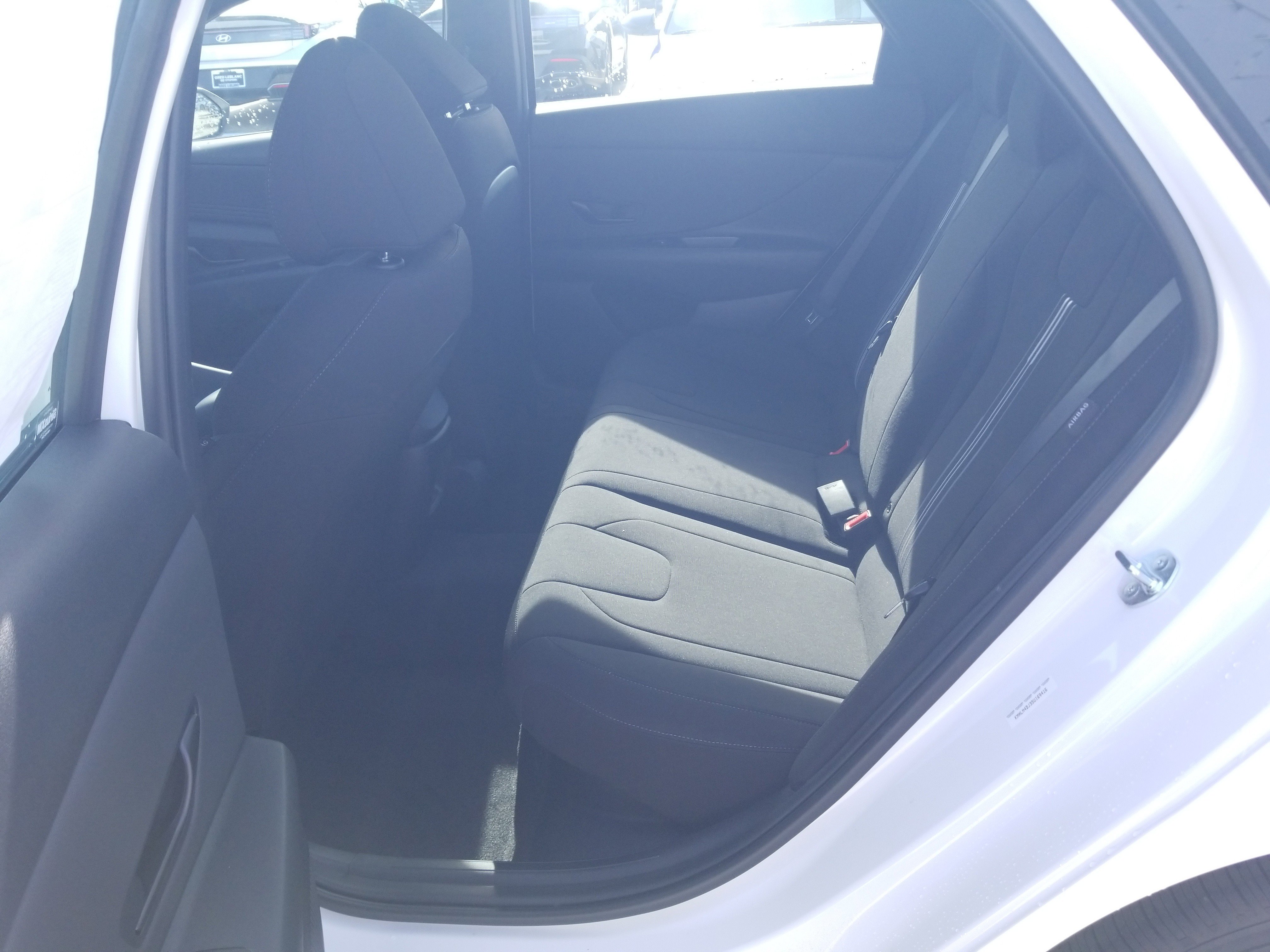 New 2025 Hyundai Elantra SEL image 12