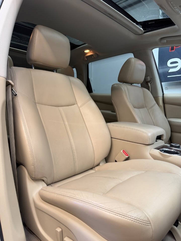 Used 2013 Nissan Pathfinder SL w/ SL Premium Pkg AWD/4WD image 16