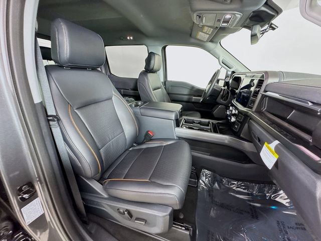 New 2026 Ford F250 Lariat w/ Chrome Package image 29