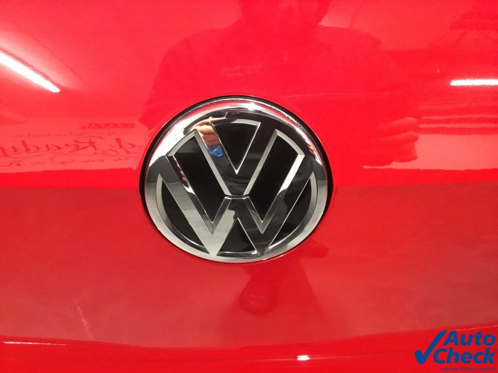 Used 2015 Volkswagen GTI SE w/ Lighting Package (SEL) FWD image 13