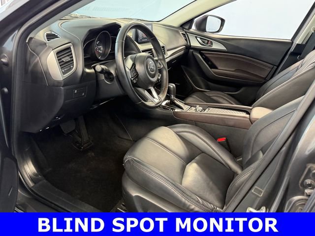 Used 2018 MAZDA MAZDA3 Touring FWD image 6