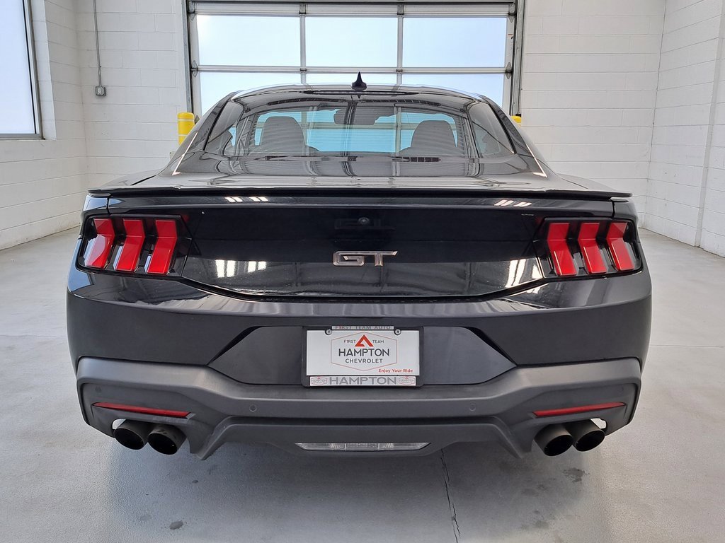 Used 2024 Ford Mustang GT Premium image 6