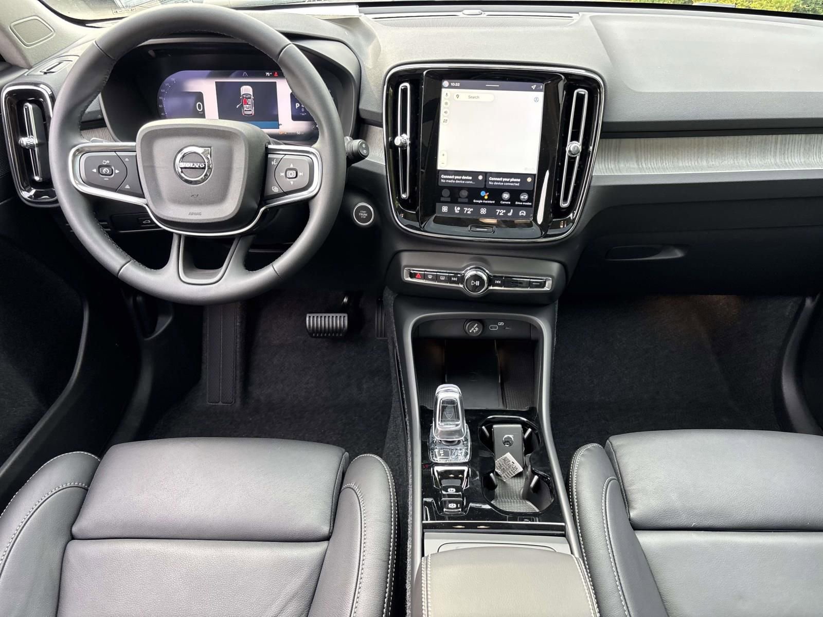 New 2026 Volvo XC40 B5 Plus w/ Protection Package Premier AWD/4WD image 28