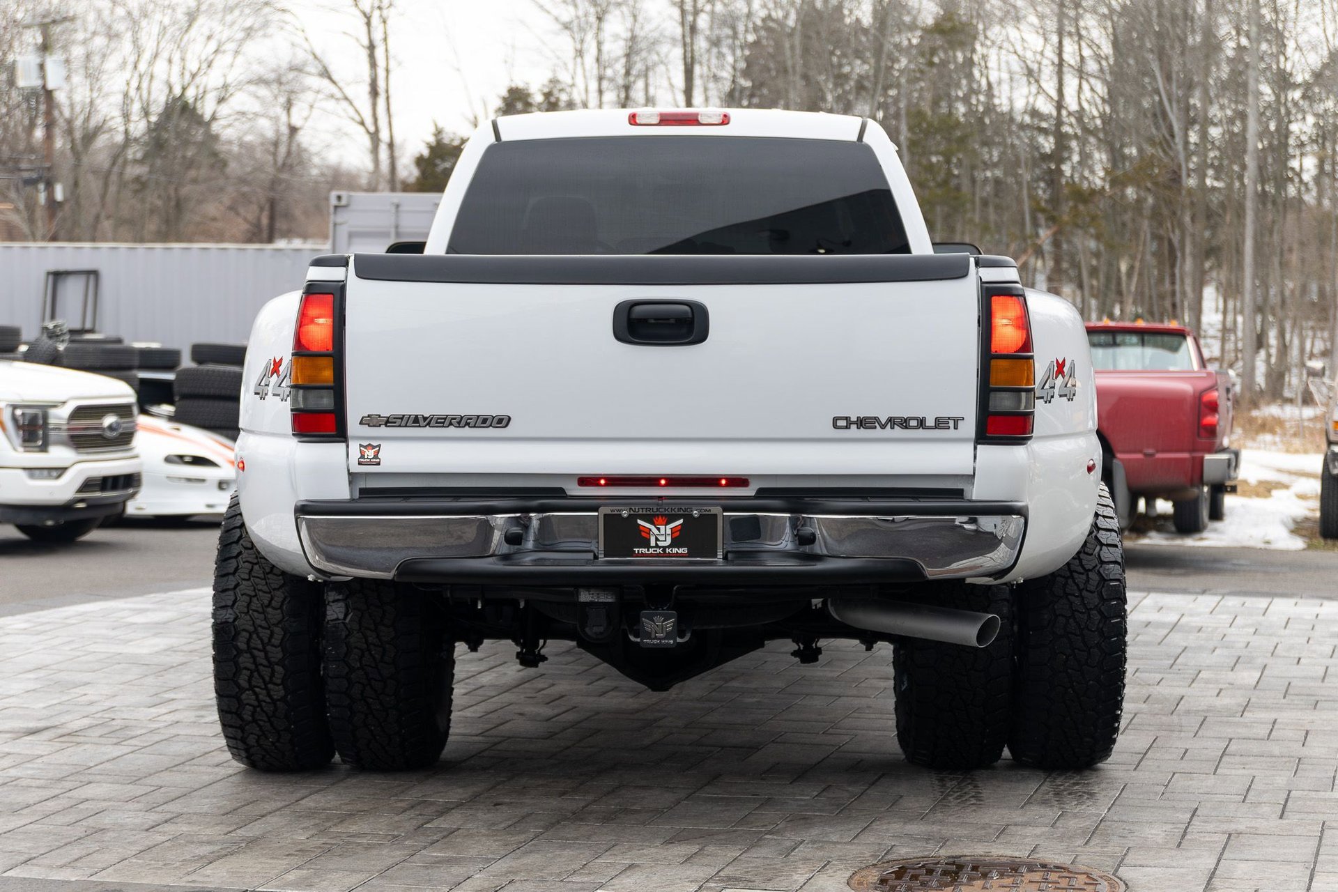 Used 2005 Chevrolet Silverado 3500 LT w/ Heavy-Duty Power Package image 14