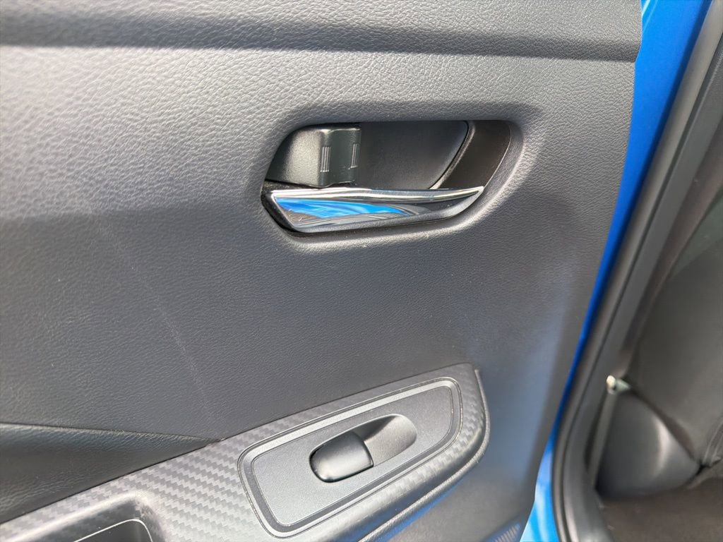 Used 2024 Nissan Versa SR image 21