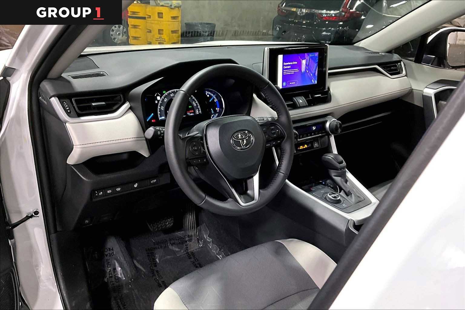 Certified 2025 Toyota RAV4 XLE w/ Convenience Package AWD/4WD image 18