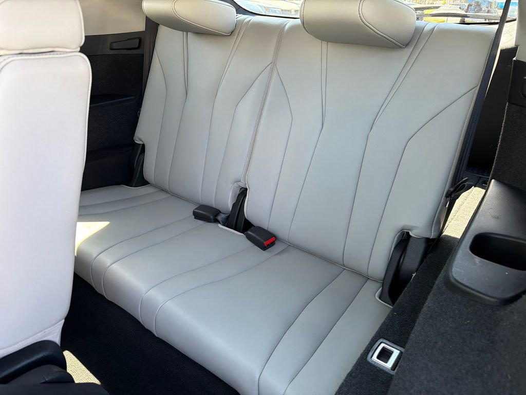 Used 2022 Acura MDX SH-AWD w/ Technology Package image 18