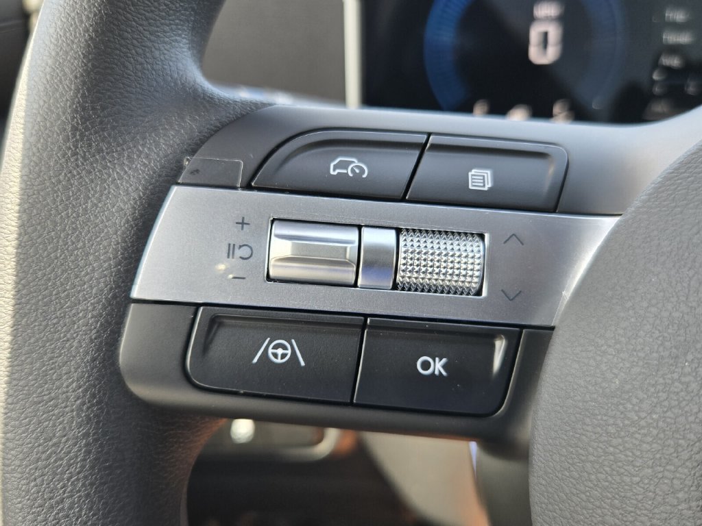 New 2026 Hyundai Santa Cruz SE FWD image 13