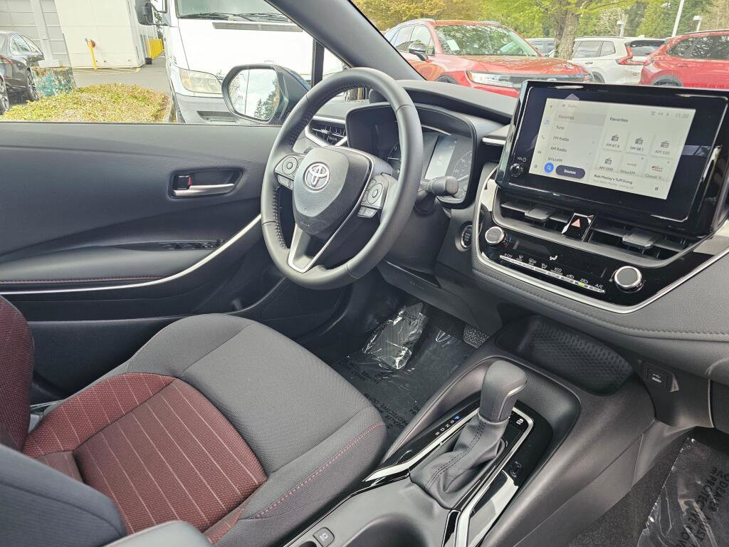 Used 2025 Toyota Corolla SE FWD image 10