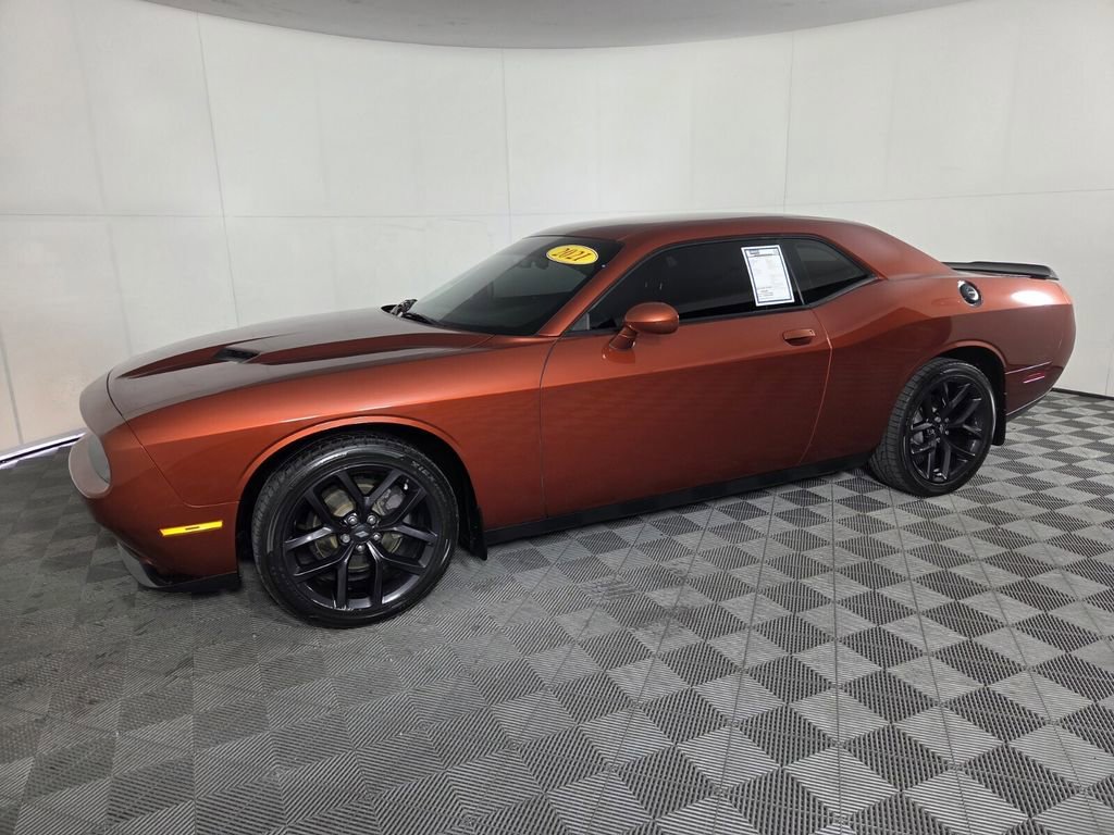 Used 2021 Dodge Challenger SXT w/ Blacktop Package RWD image 7
