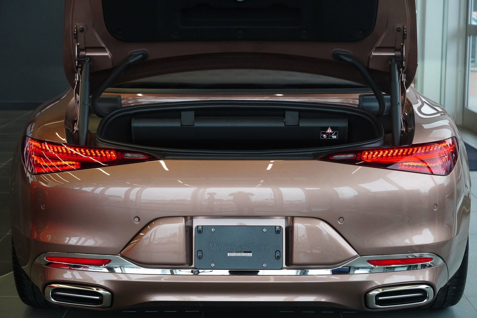 New 2026 Mercedes-Benz Maybach SL 680 image 36