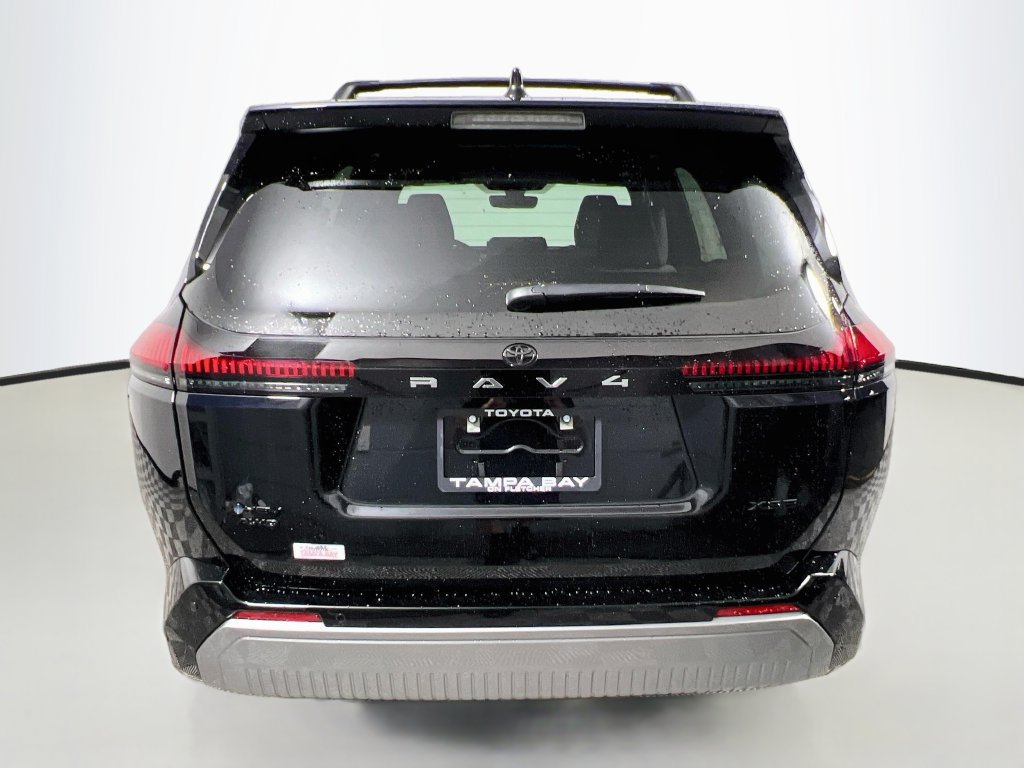 New 2026 Toyota RAV4 XSE AWD/4WD image 4