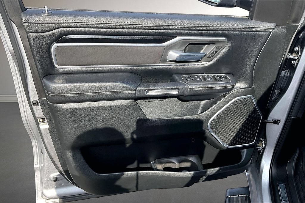 Used 2021 RAM 1500 Laramie w/ Sport Appearance Package AWD/4WD image 21