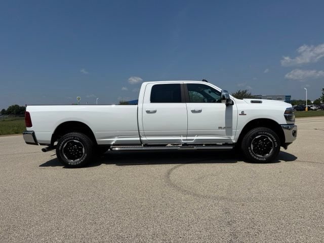 Used 2026 RAM 3500 Laramie w/ Towing Technology Group AWD/4WD image 17