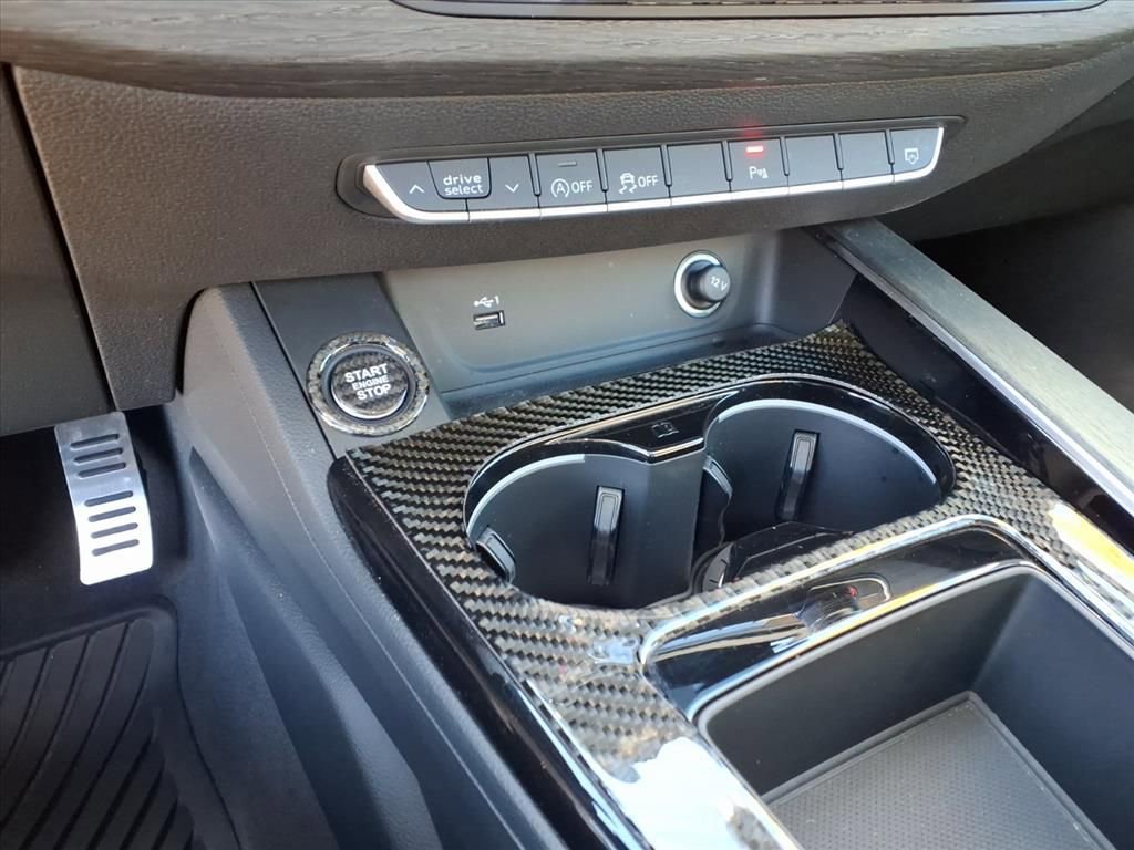 Used 2021 Audi A4 2.0T Premium image 28