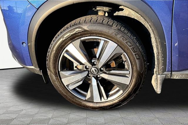 Used 2023 Nissan Rogue SL w/ SL Premium Package image 22