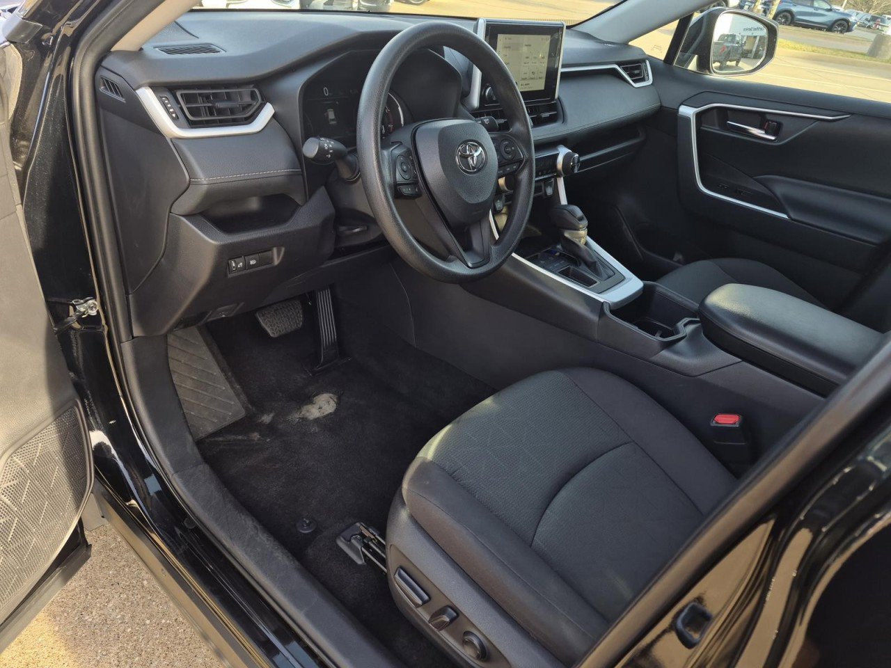 Used 2024 Toyota RAV4 XLE image 11