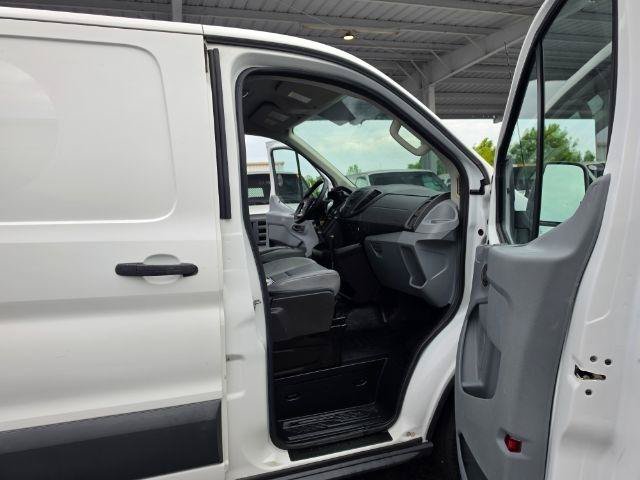Used 2015 Ford Transit 250 148 Low Roof RWD image 23