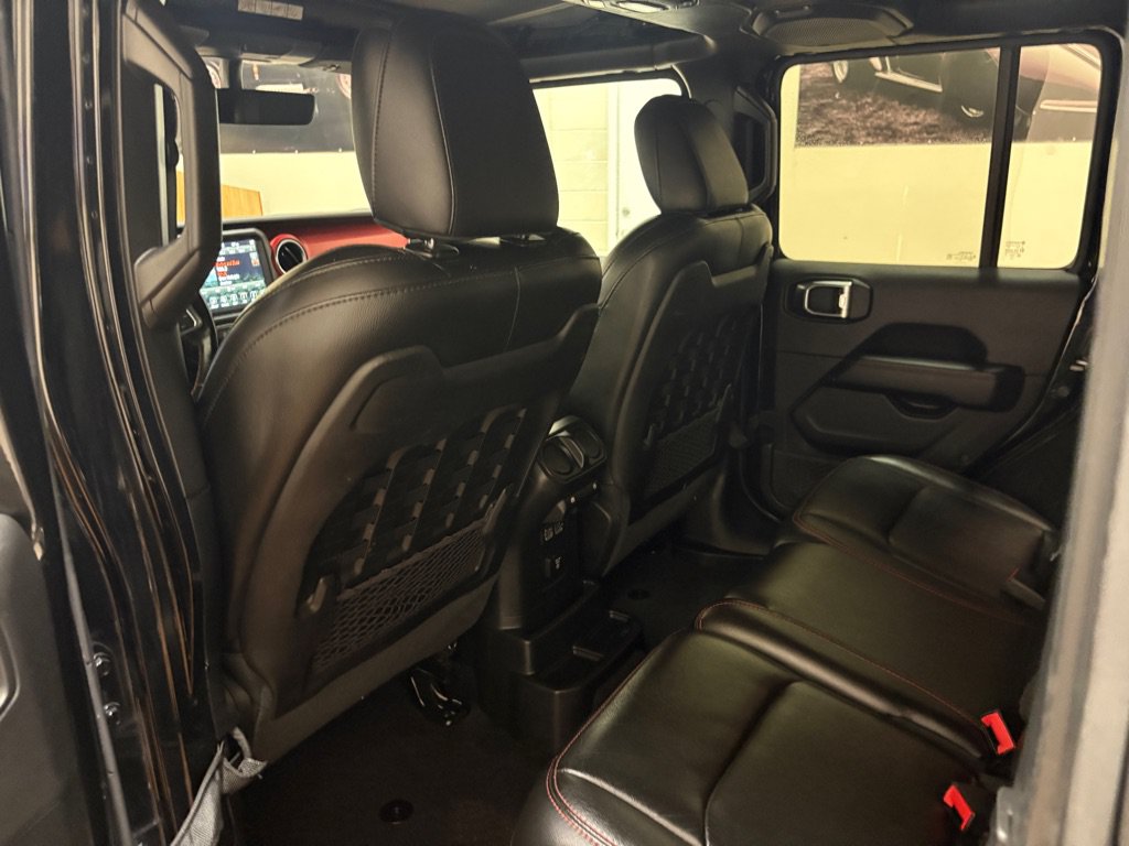 Used 2020 Jeep Wrangler Unlimited Rubicon AWD/4WD image 35