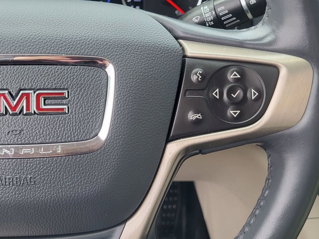 Used 2020 GMC Acadia Denali w/ Denali Ultimate Package image 15