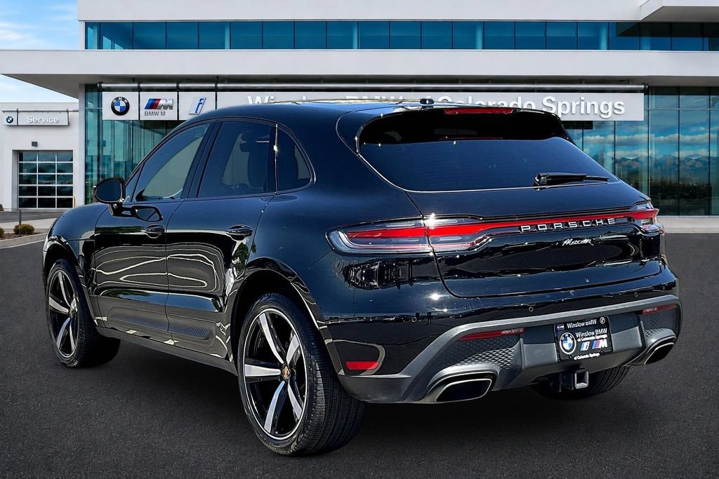Used 2023 Porsche Macan AWD/4WD image 4