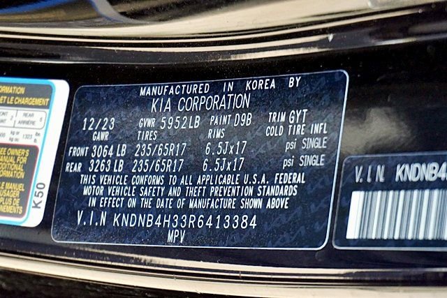 Used 2024 Kia Carnival LX FWD image 33