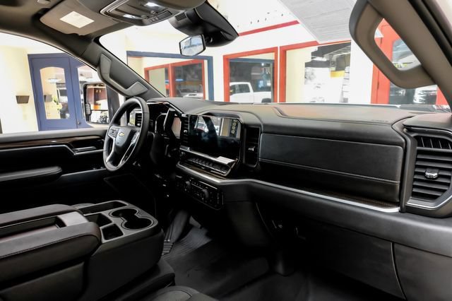 Used 2026 Chevrolet Silverado 2500 LT AWD/4WD image 15