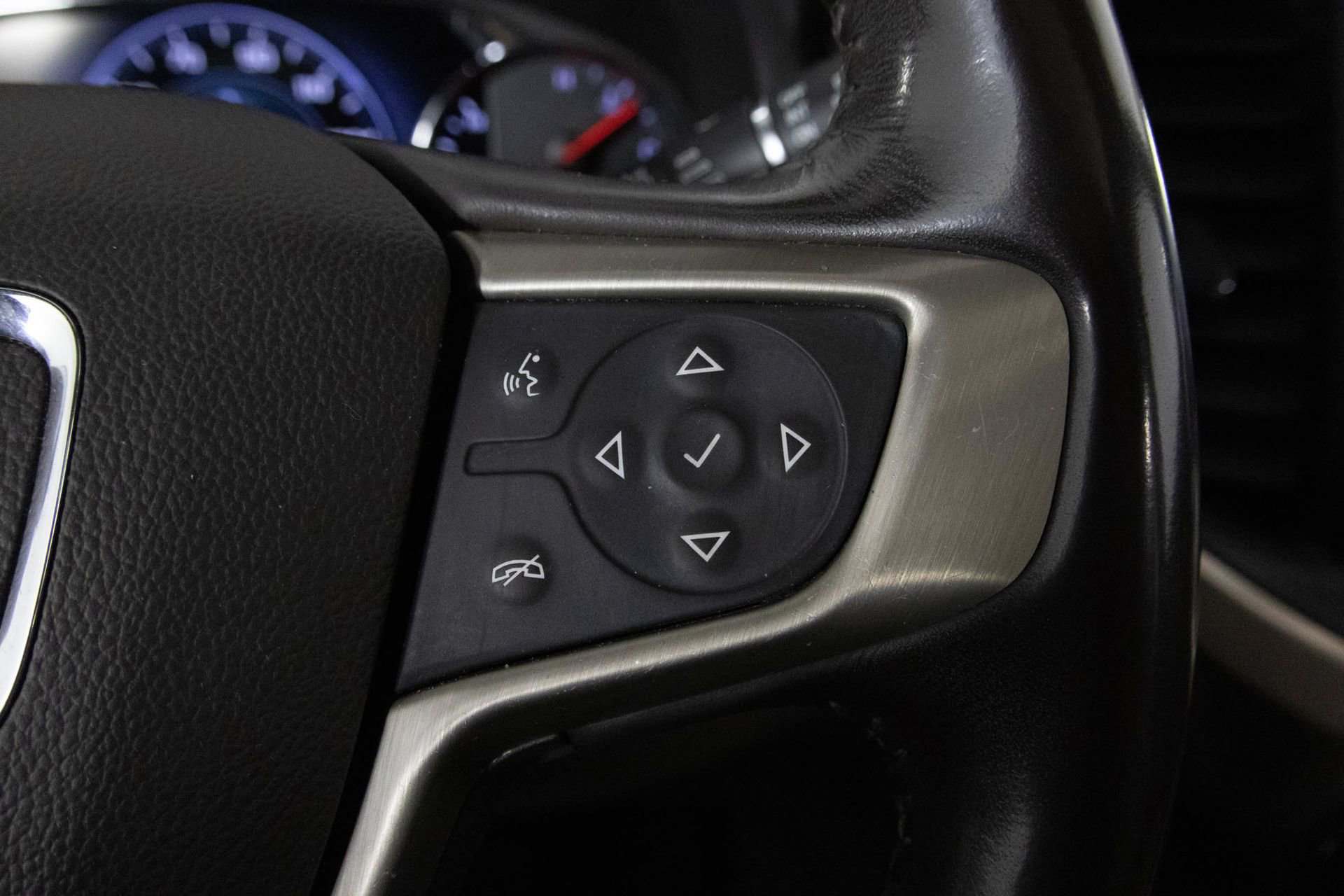 Used 2018 GMC Acadia Denali w/ Technology Package image 29