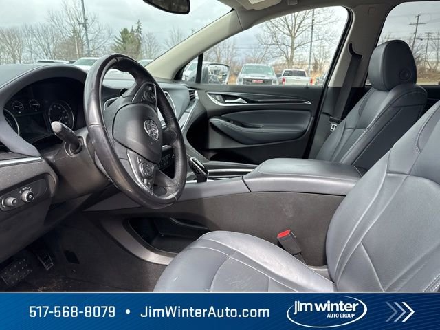 Used 2019 Buick Enclave Essence image 11