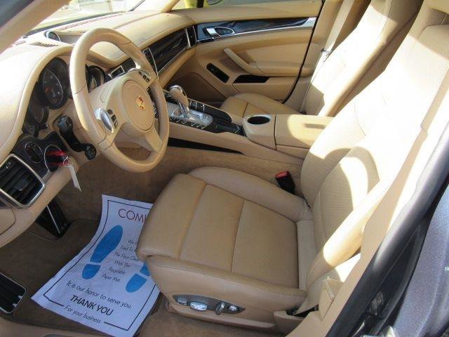 Used 2014 Porsche Panamera 4 image 12