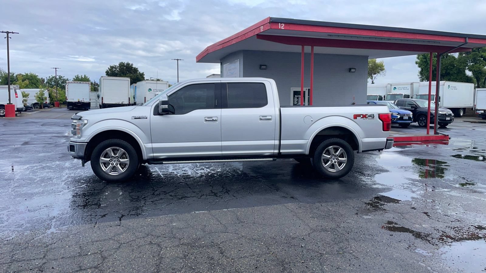 Used 2019 Ford F150 Lariat w/ Equipment Group 502A Luxury AWD/4WD image 3
