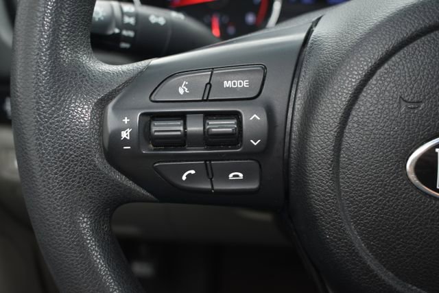 Used 2019 Kia Sedona LX image 21