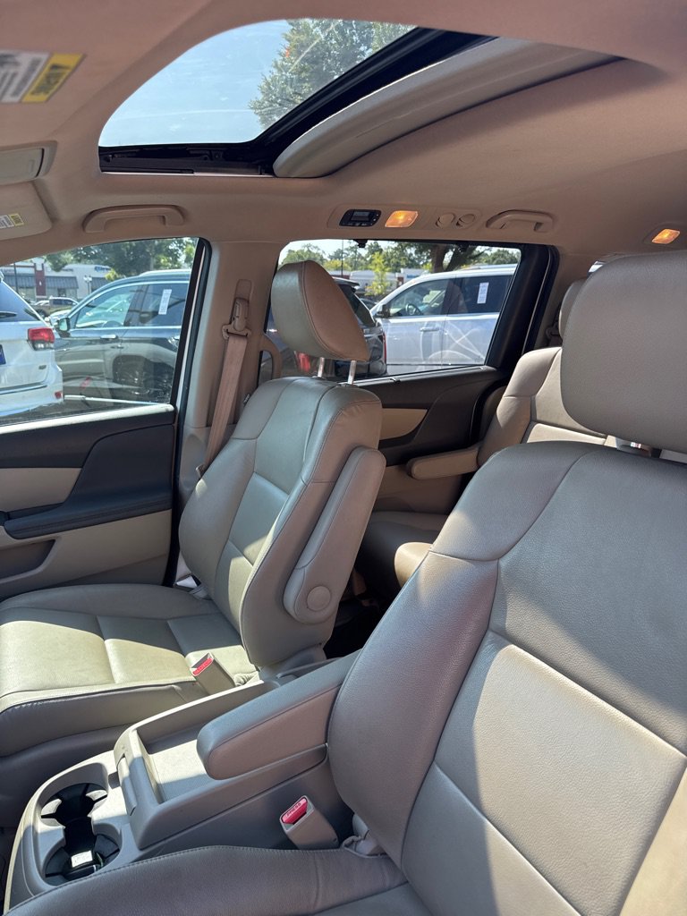 Used 2015 Honda Odyssey EX-L image 12