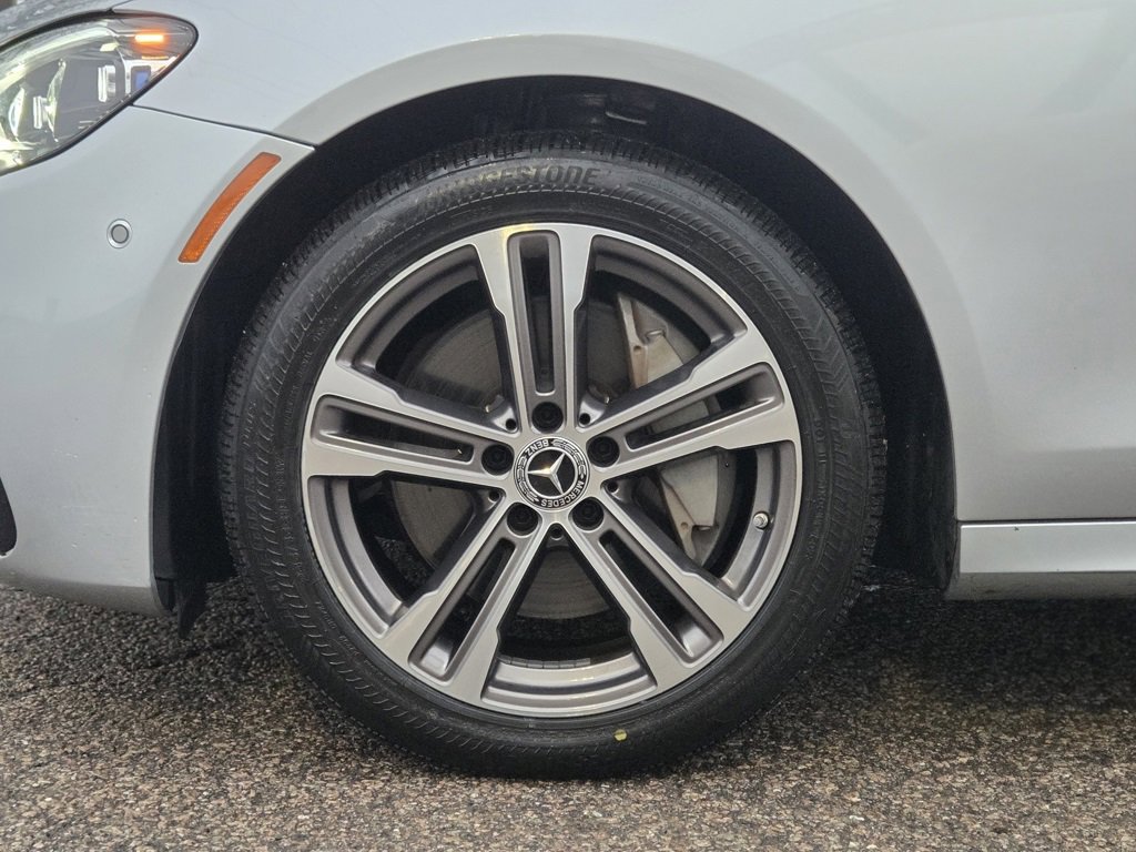 Used 2022 Mercedes-Benz E 350 4MATIC Sedan image 10