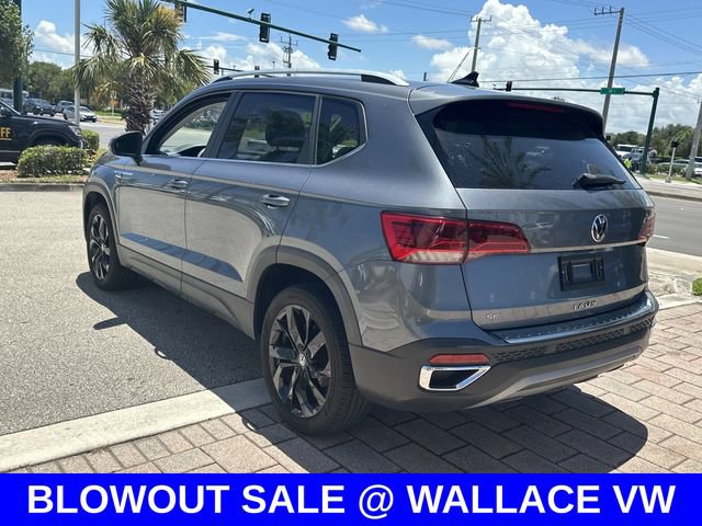 Certified 2023 Volkswagen Taos SE w/ Panoramic Sunroof Package FWD image 8