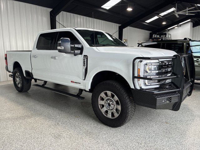 Used 2025 Ford F250 King Ranch w/ Chrome Package AWD/4WD image 3