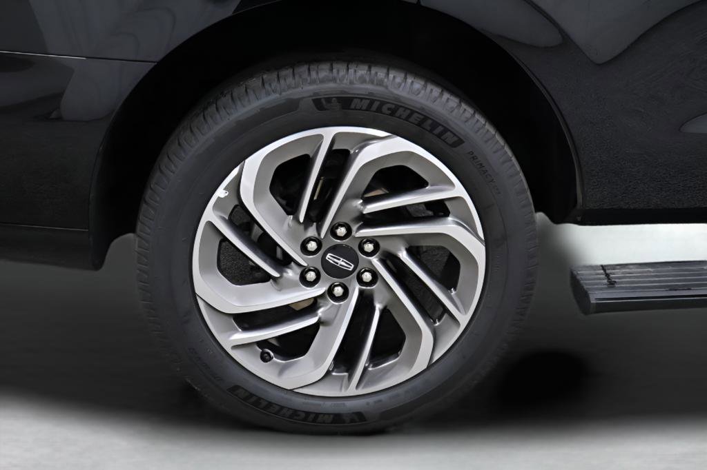 Used 2025 Lincoln Navigator Reserve AWD/4WD image 37
