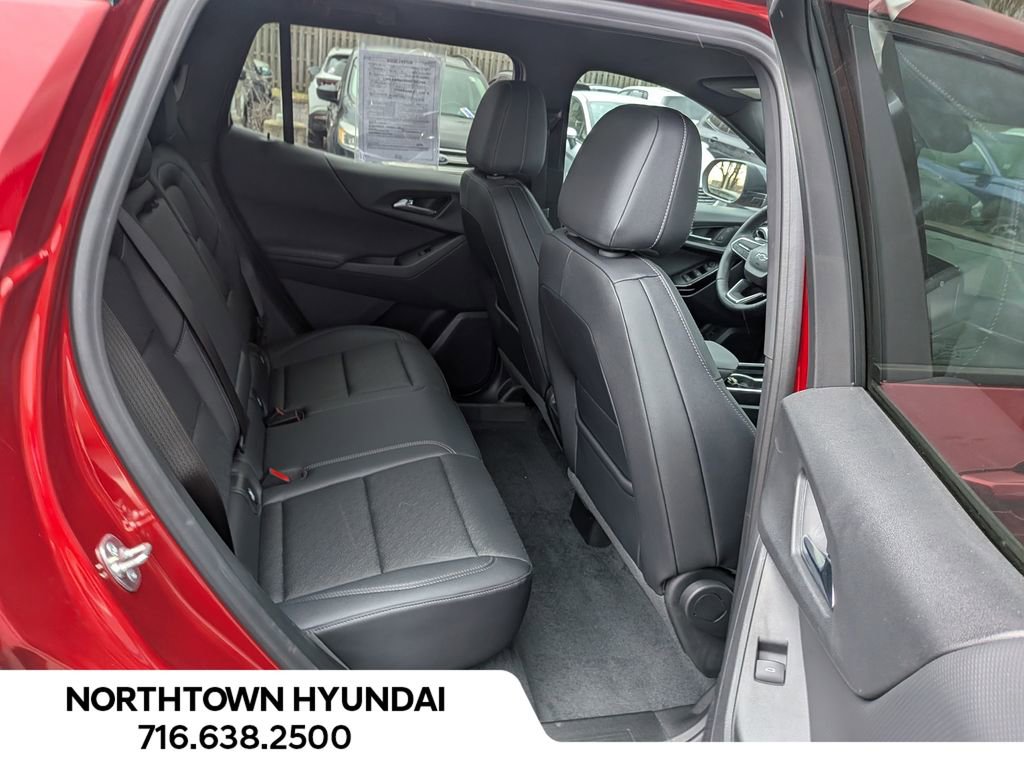 Used 2025 Chevrolet Equinox LT w/ Convenience Package II image 40
