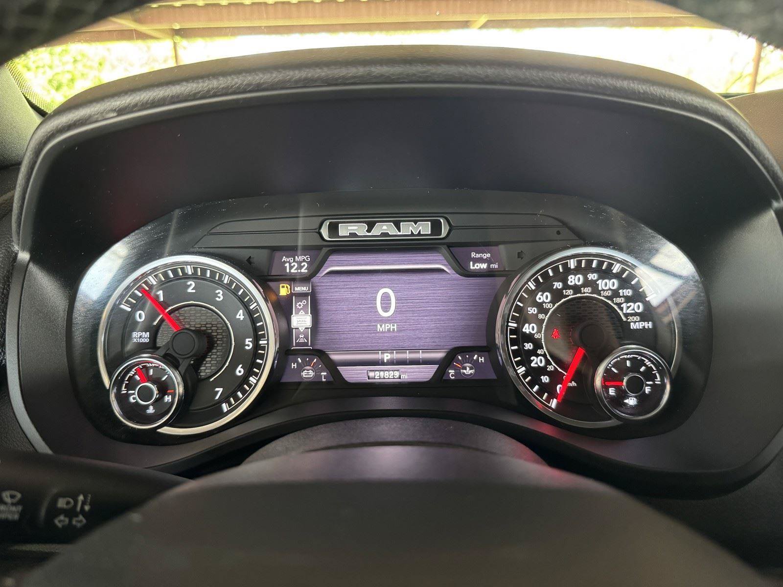 Used 2025 RAM 1500 Big Horn AWD/4WD image 10